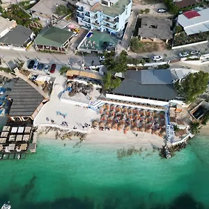 3* Hotell Esmerald
